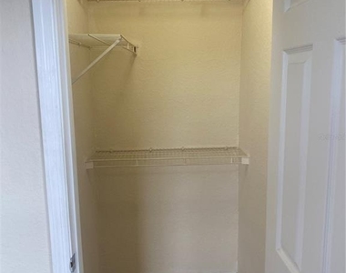 18001 Richmond Place Drive - Photo Thumbnail 28