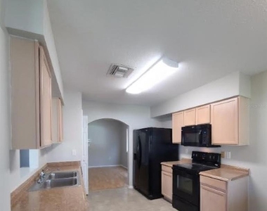 1501 Rincon Drive - Photo Thumbnail 9