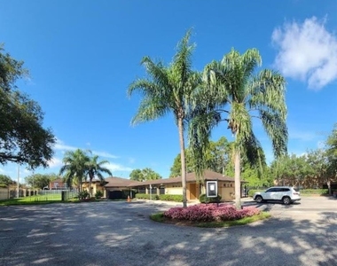 1501 Rincon Drive - Photo Thumbnail 40