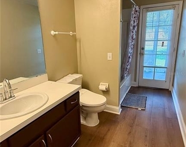 9917 Colonnade Drive - Photo Thumbnail 32