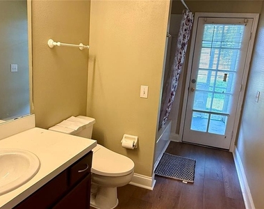 9917 Colonnade Drive - Photo Thumbnail 33