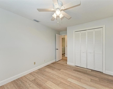 2927 W Gandy Boulevard - Photo Thumbnail 39