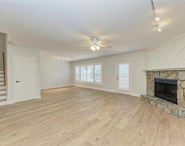 2927 W Gandy Boulevard - Photo Thumbnail 14