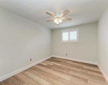 2927 W Gandy Boulevard - Photo Thumbnail 38