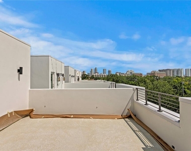 90 Columbia Drive - Photo Thumbnail 41