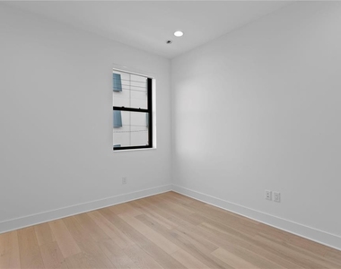 90 Columbia Drive - Photo Thumbnail 33