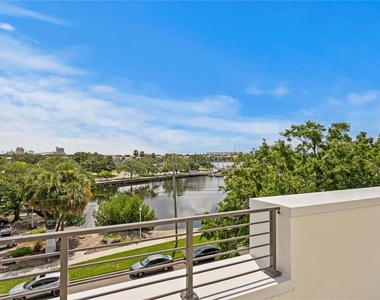 90 Columbia Drive - Photo Thumbnail 42