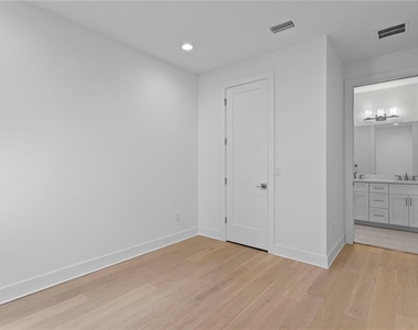 90 Columbia Drive - Photo Thumbnail 32