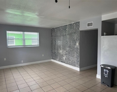 311 Avanda Court - Photo Thumbnail 2