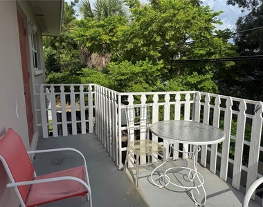 311 Avanda Court - Photo Thumbnail 8