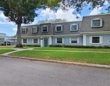 1712 Belleair Forest Drive - Photo Thumbnail 15