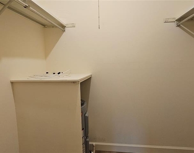 1712 Belleair Forest Drive - Photo Thumbnail 8