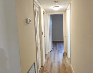 1712 Belleair Forest Drive - Photo Thumbnail 13