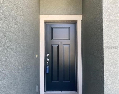 9141 Hillcroft Drive - Photo Thumbnail 5