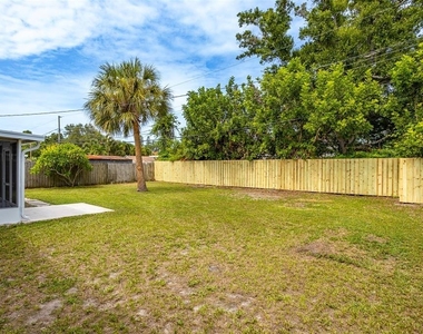 3332 70th Lane N - Photo Thumbnail 38