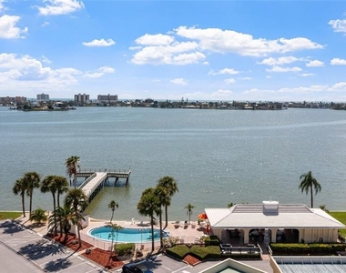 4775 Cove Circle - Photo Thumbnail 32