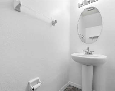 12942 Utopia Gardens Way - Photo Thumbnail 19