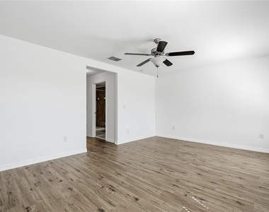 12942 Utopia Gardens Way - Photo Thumbnail 23