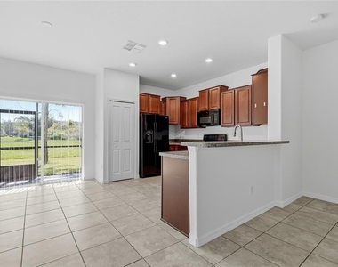 12942 Utopia Gardens Way - Photo Thumbnail 10