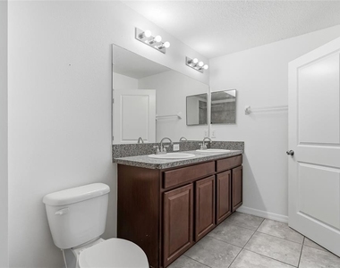 12942 Utopia Gardens Way - Photo Thumbnail 27