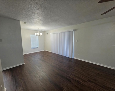 851 Creekway Court - Photo Thumbnail 6