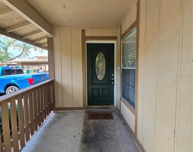 851 Creekway Court - Photo Thumbnail 1