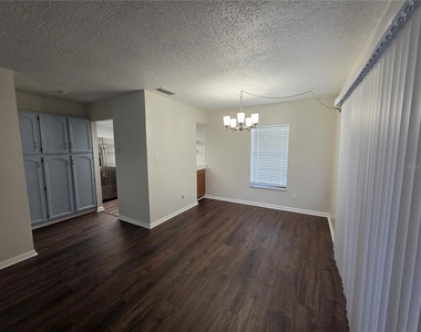 851 Creekway Court - Photo Thumbnail 7