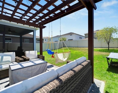 12227 Blue Pacific Drive - Photo Thumbnail 14