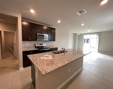 3158 Fresno Place - Photo Thumbnail 4