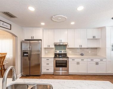 13116 Fennway Ridge Drive - Photo Thumbnail 13