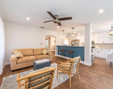 13116 Fennway Ridge Drive - Photo Thumbnail 10
