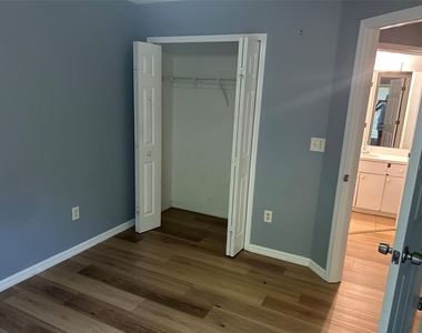5707 Tanagerlake Road - Photo Thumbnail 19
