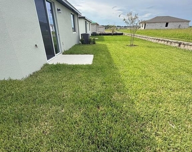 1518 Brekey Way - Photo Thumbnail 32