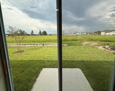1518 Brekey Way - Photo Thumbnail 29