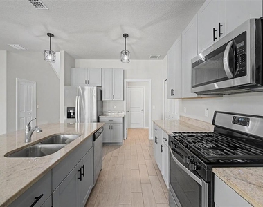 5435 Bungalow Grove Court - Photo Thumbnail 18