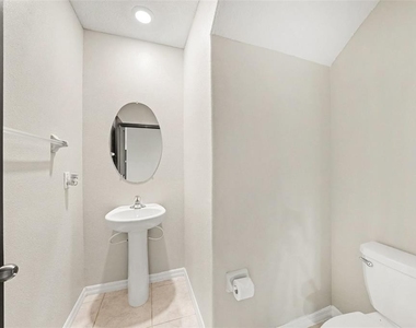 1507 Golden Glow Drive - Photo Thumbnail 9