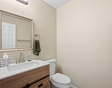 4509 Grainary Avenue - Photo Thumbnail 10