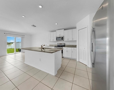12873 Tripoli Avenue - Photo Thumbnail 8