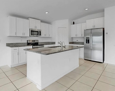 12873 Tripoli Avenue - Photo Thumbnail 7
