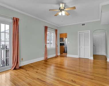 2117 W Dekle Avenue - Photo Thumbnail 6