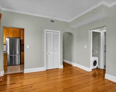 2117 W Dekle Avenue - Photo Thumbnail 11