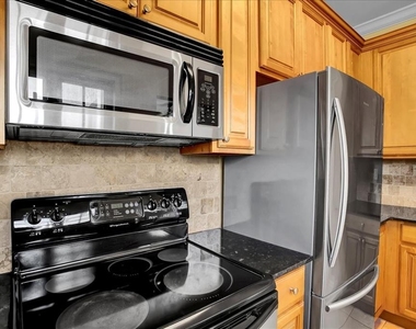 2117 W Dekle Avenue - Photo Thumbnail 17