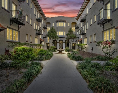 2117 W Dekle Avenue - Photo Thumbnail 1
