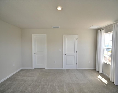 14261 Crimson Avenue - Photo Thumbnail 15