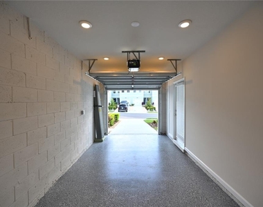 14261 Crimson Avenue - Photo Thumbnail 3