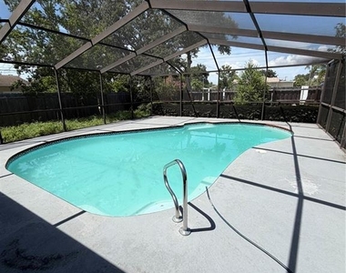 4649 18th Avenue N - Photo Thumbnail 1