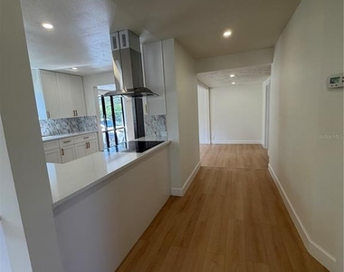 4649 18th Avenue N - Photo Thumbnail 14