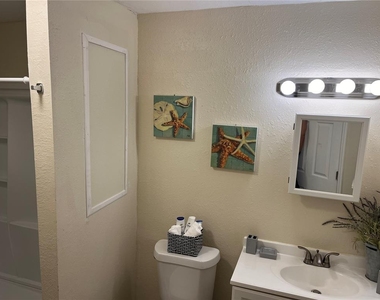 2717 W State Street - Photo Thumbnail 33