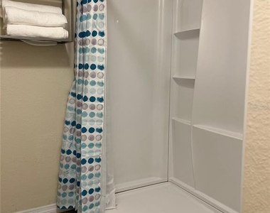 2717 W State Street - Photo Thumbnail 28