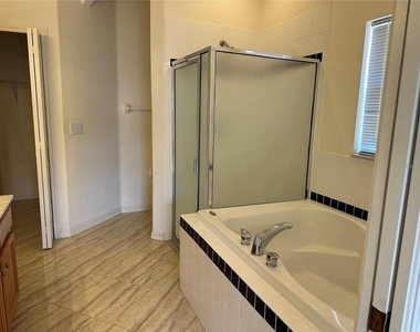 903 Coade Stone Drive - Photo Thumbnail 8